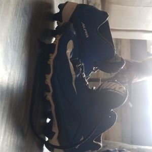 Nike youth size 3.5 football cleats